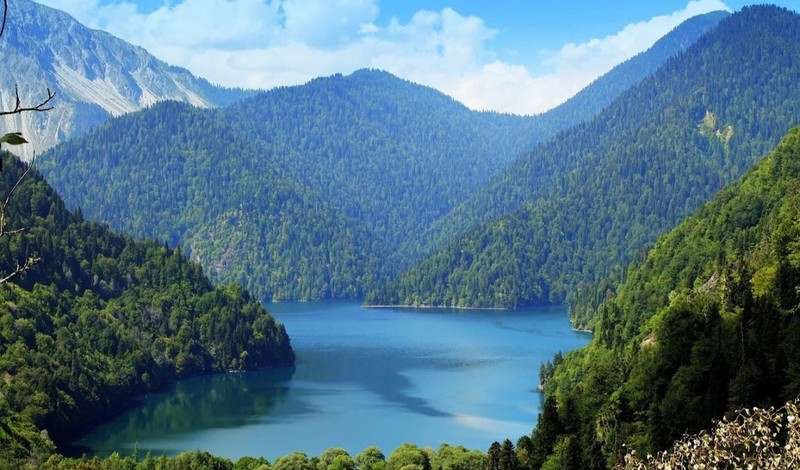 Юпшарский каньон, озеро Рица и мандариновый рай — из Адлера – групповая экскурсия