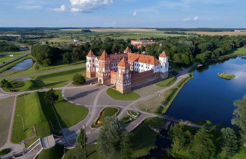 Знаковые места Беларуси только для вас: главные замки, Брестская крепость и Беловежская пуща – авторский тур