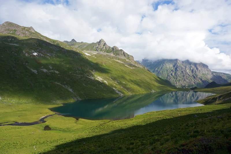 Треккинг-тур для активных по природным локациям Архыза без палаток – авторский тур