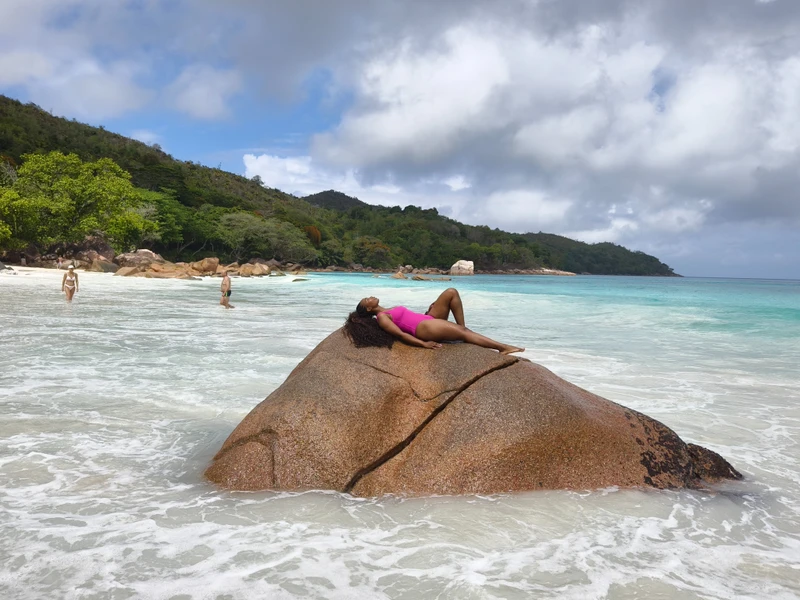 Острова Праслин и Ла Диг: райские пляжи и знаменитый кокос – групповая экскурсия