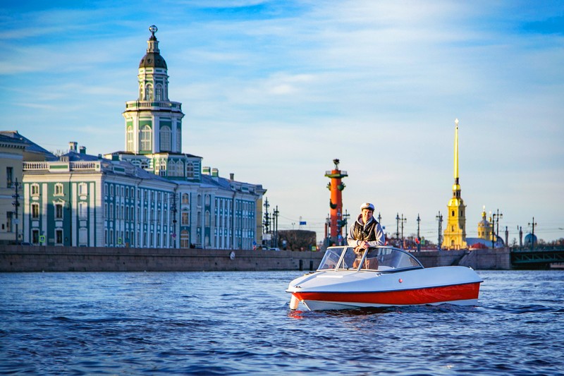 На катере — по парадной Неве к просторам Финского залива – индивидуальная экскурсия
