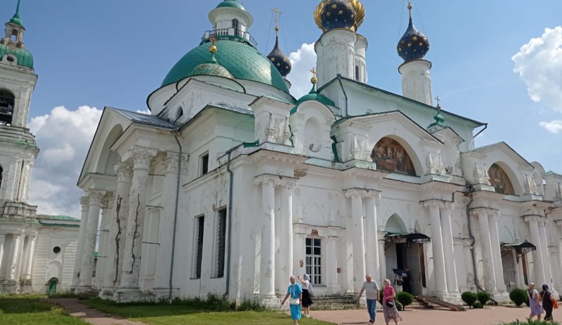 Путешествие в Древнюю Русь: 2 города Золотого кольца, село Вятское и круиз по Волге на закате – авторский тур