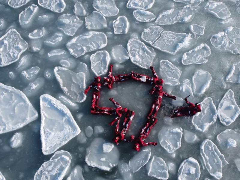 Айс-флоатинг на острове Русский – индивидуальная экскурсия