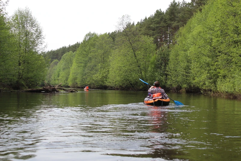 Сплав на каяках по реке Линде в окрестностях Нижнего – групповая экскурсия