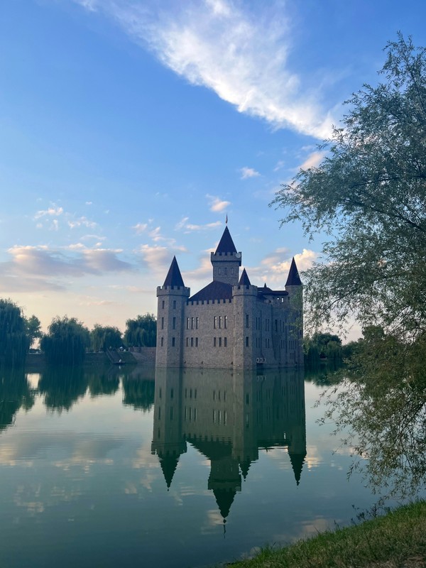 Шато Эркен и Голубые озёра — из Нальчика – индивидуальная экскурсия