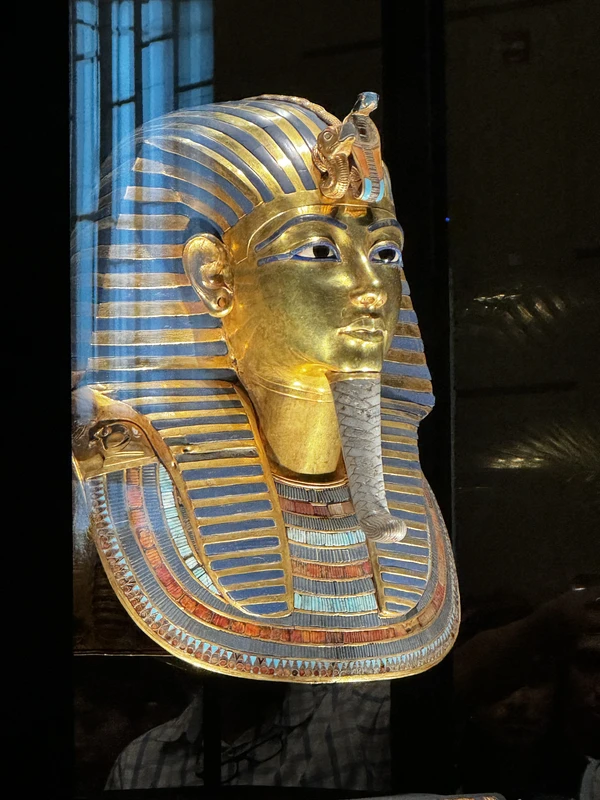 Экскурсия в Новый Большой Египетский музей GEM для транзитных путешественников