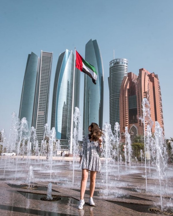 Трансфер из Рас-Эль-Хаймы в Абу-Даби и обратно: день на ваш вкус – индивидуальная экскурсия