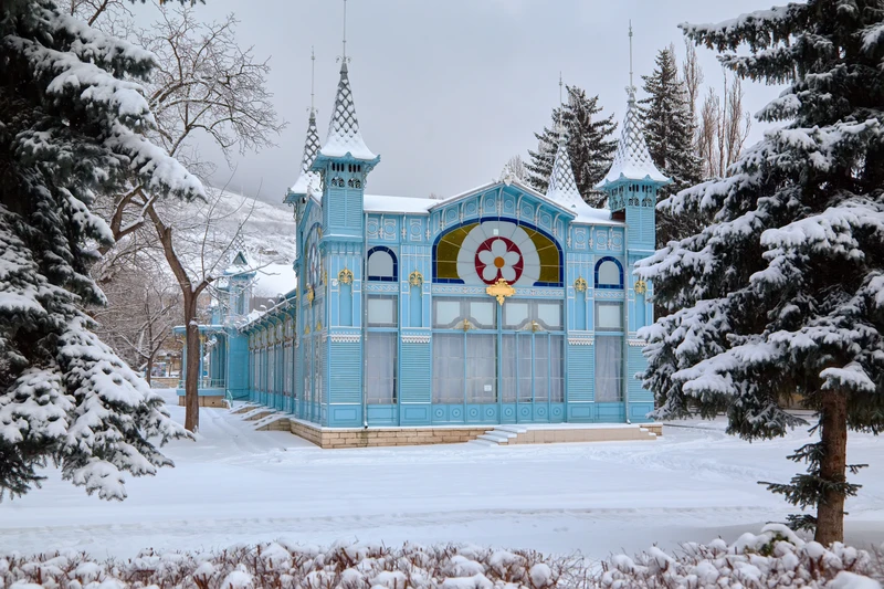 Индивидуальный тур на Кавказ: экскурсия по городу КМВ на выбор и горы Архыза