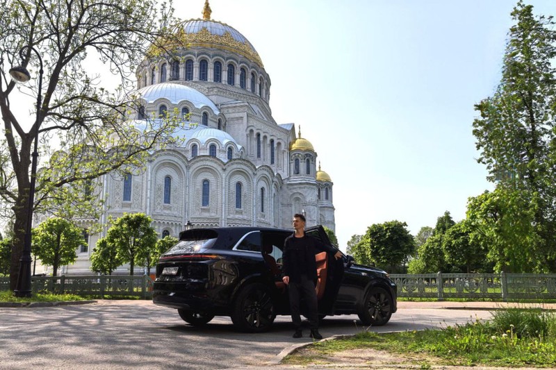 В Кронштадт на авто бизнес-класса – индивидуальная экскурсия