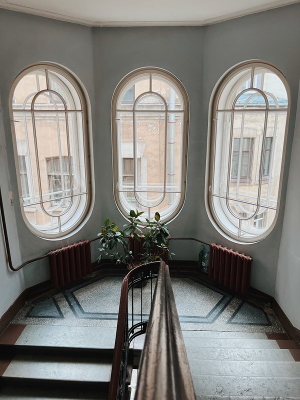 Комбо-экскурсия по старому Петербургу: парадные и квартира в доме Бака!