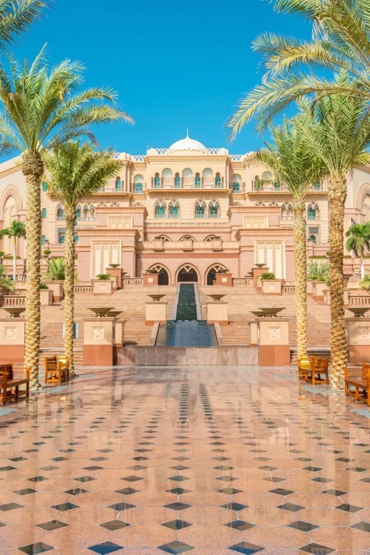 Сердце Абу-Даби: поездка из Рас-эль-Хаймы – индивидуальная экскурсия