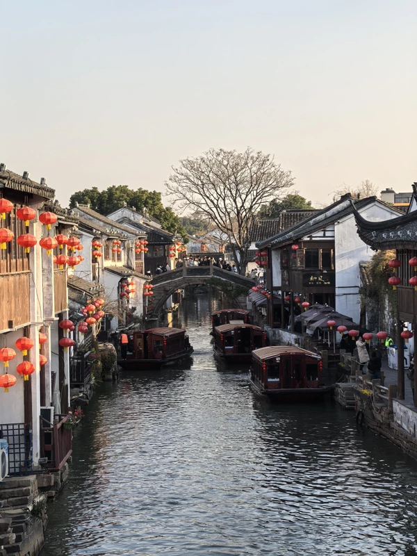 Из Шанхая в Сучжоу — на скором поезде – индивидуальная экскурсия