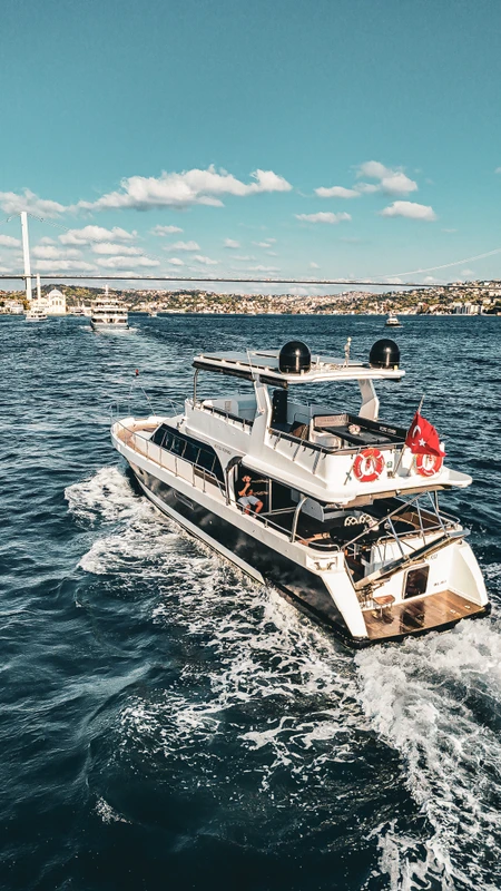 Босфор на яхте – индивидуальная экскурсия