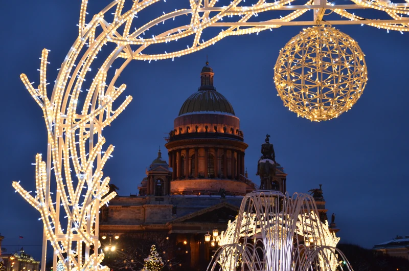 Магия вечернего Петербурга на обзорной автобусной экскурсии – групповая экскурсия