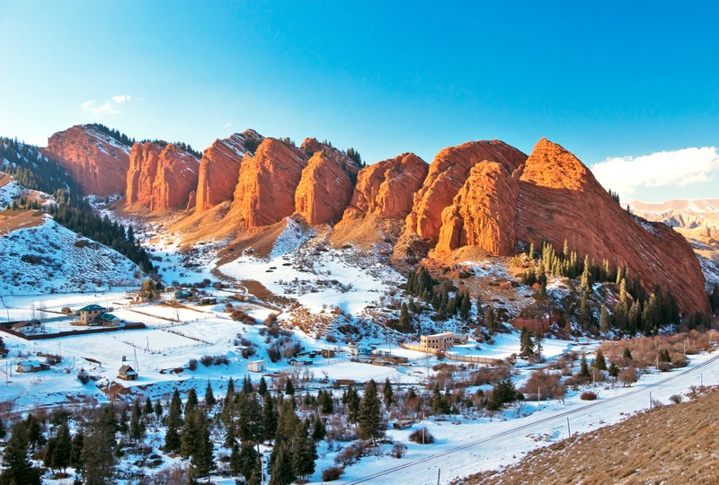 Зимние приключения в Киргизии: айс-флоатинг на Иссык-Куле, каньоны и гастрономия (всё включено) – авторский тур