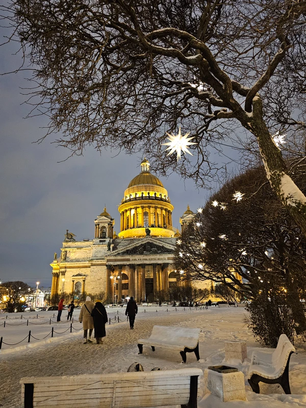 Казанский и Исаакиевский соборы (билеты включены) – групповая экскурсия