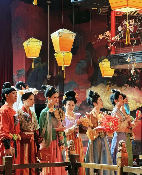 Иммерсивный ужин-спектакль «Императорский банкет эпохи Тан» в Шанхае – групповая экскурсия