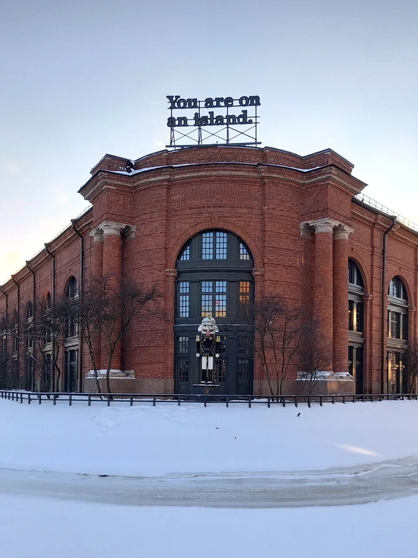 Квест по Новой Голландии – индивидуальная экскурсия