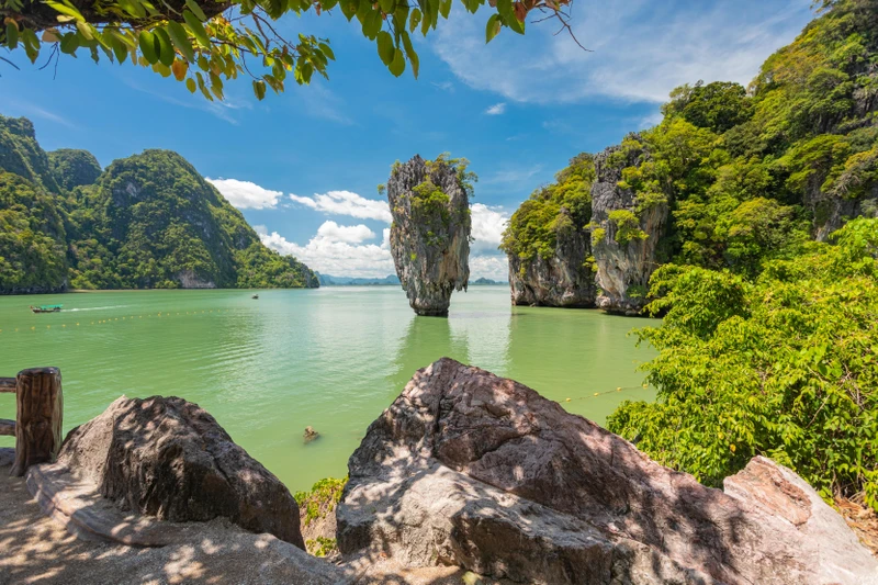 Остров Джеймса Бонда и лагуны Пханг-Нга – групповая экскурсия