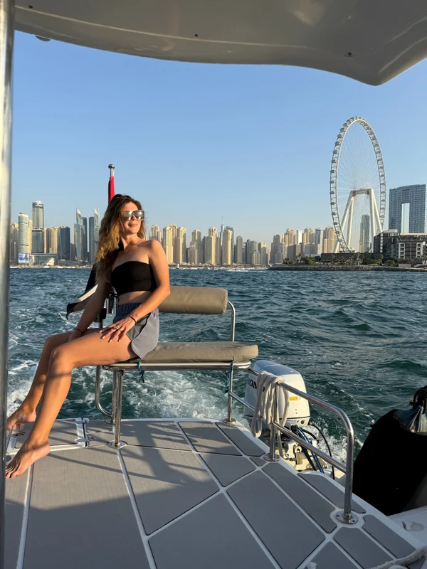 Дубай с воды: прогулка на парусной яхте – индивидуальная экскурсия