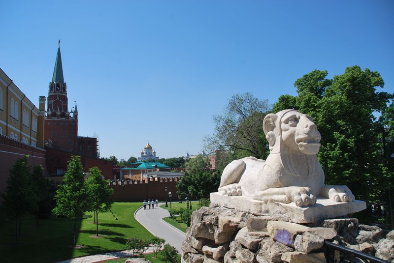 Экскурсия-квест для детей 7-12 лет по Александровскому саду