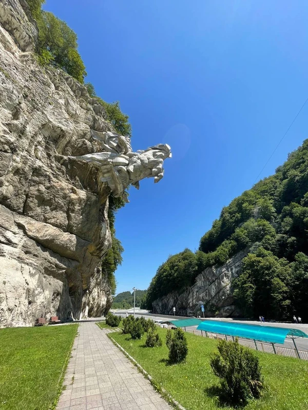 Четыре великих ущелья Осетии – индивидуальная экскурсия