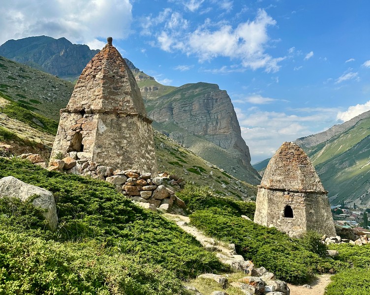 Чегемское приключение — из Нальчика – групповая экскурсия