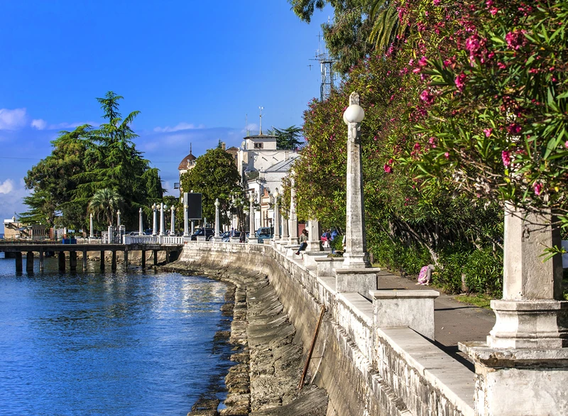 Из Сочи — к Сухуму, Черниговке и Кындыгу – групповая экскурсия