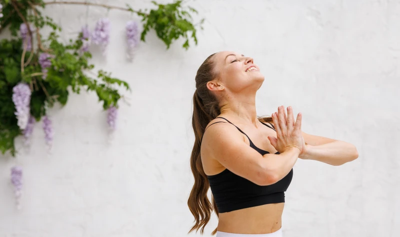 Йога-ретрит для девушек в Архызе с психологом: мягкие практики в поисках опоры, гармонии и принятия – авторский тур