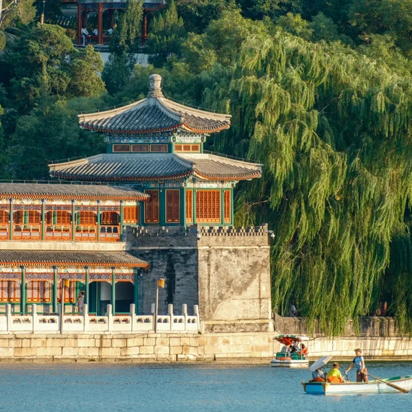 Королевские дворцы и поэтические сады Пекина – групповая экскурсия