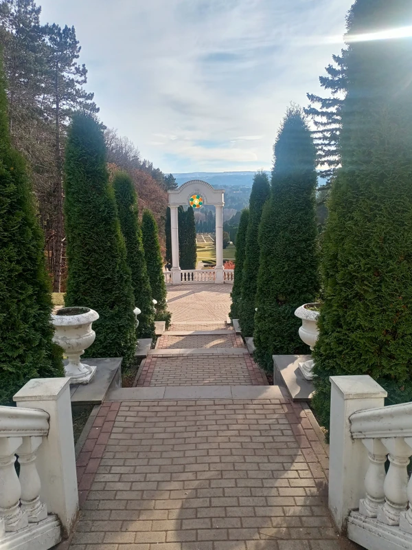 По четырём курортам Кавказских Минеральных Вод — с местным жителем (из Кисловодска) – индивидуальная экскурсия