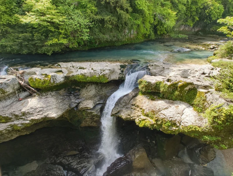 Мартвильский каньон и Пещера Прометея — из Батуми – групповая экскурсия