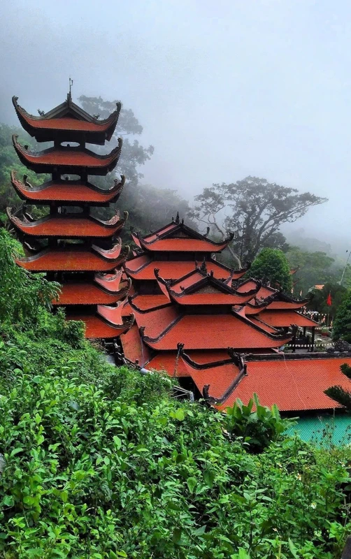 На гору Таку к величайшему Лежащему Будде — из Фантьета – групповая экскурсия