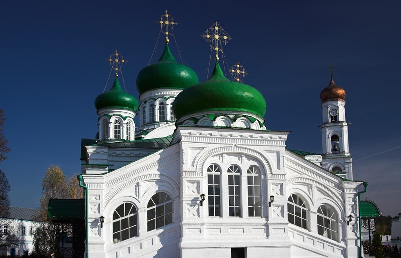 В монастырскую обитель в Раифе и Храм всех религий — из Казани – индивидуальная экскурсия