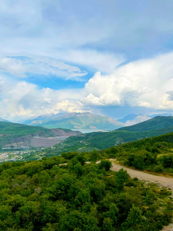 Из Ташкента — в гости к оленям, горам и легендам – групповая экскурсия