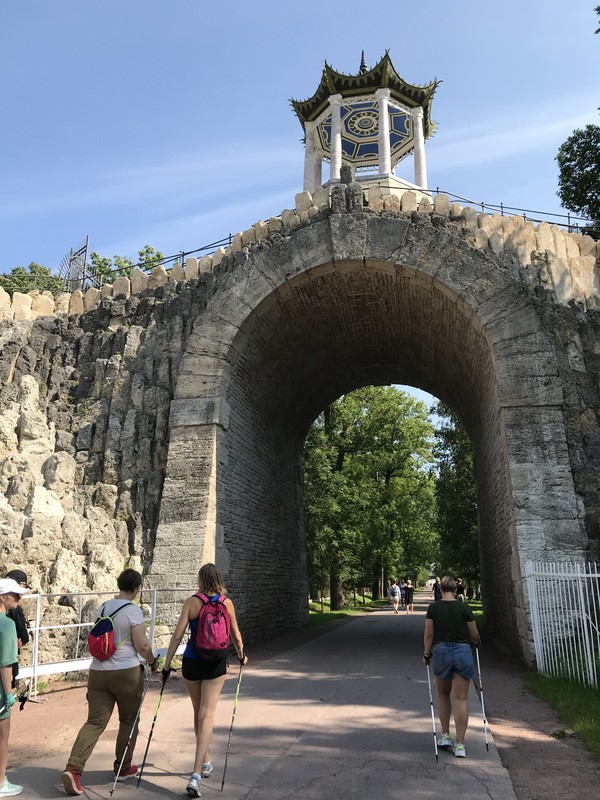 Скандиэкскурсия в Александровском парке в Пушкине
