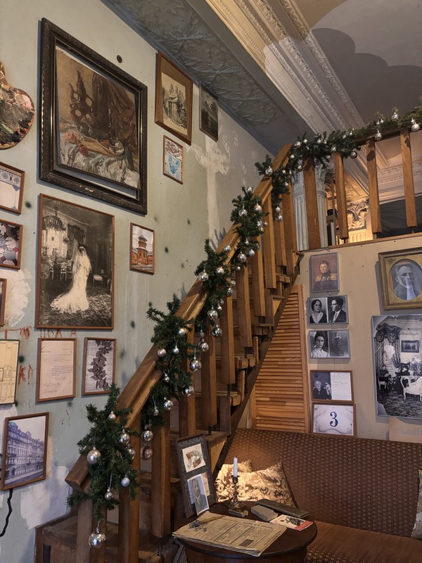 Через зимние дворы и парадные в доходный дом Бака – групповая экскурсия