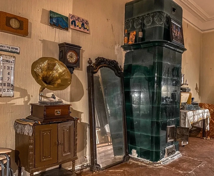 В жилую коммунальную квартиру Петербурга — в небольшой группе – групповая экскурсия