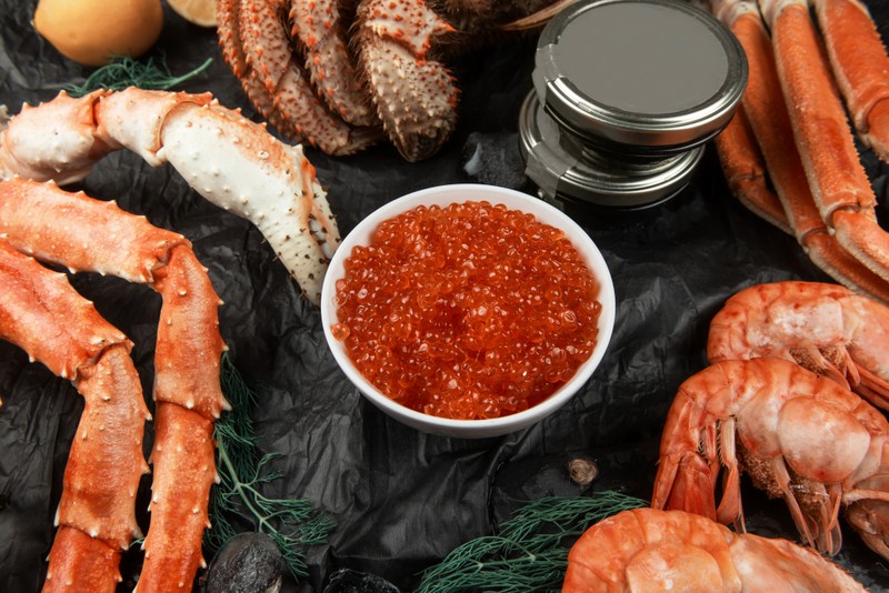 На Камчатке — вкусно есть: гастротур с рыбалкой и крабовой вечеринкой у океана – авторский тур
