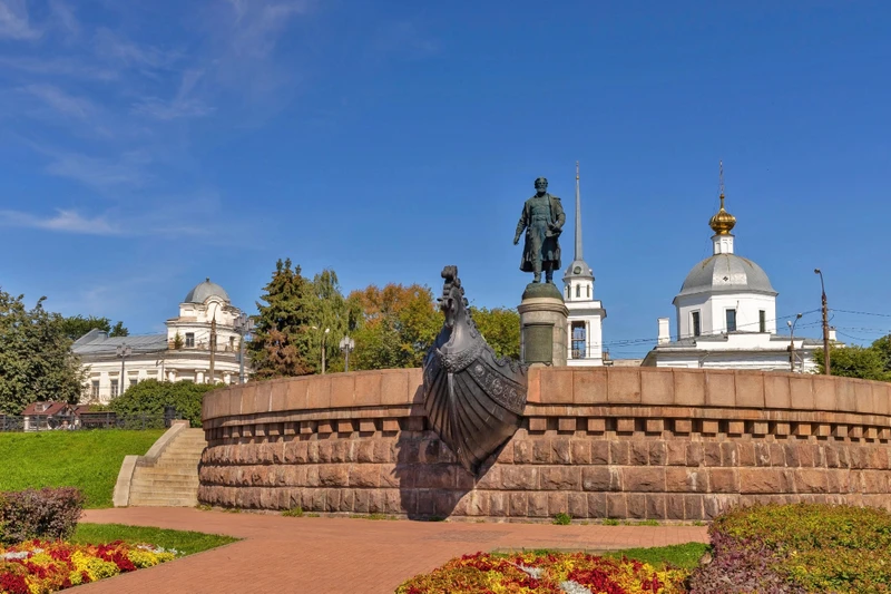 Исследовать Тверь на прогулке-квесте – индивидуальная экскурсия