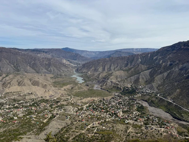 В Гуниб и Карадахскую теснину — с групповой экскурсией