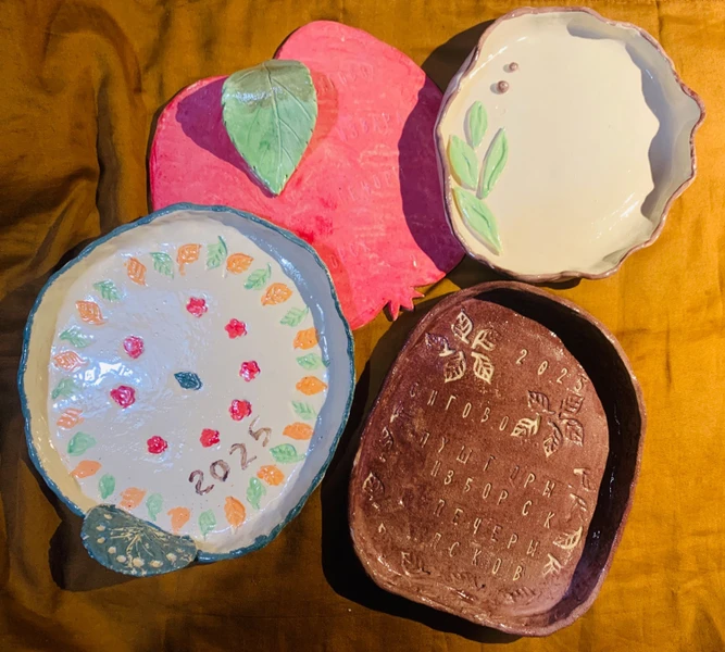 Тарелка из Пскова: мастер-класс по ручной лепке из глины – индивидуальная экскурсия