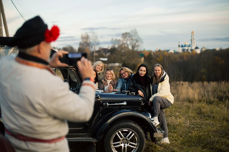 По Сергиеву Посаду на ретроавтомобиле «Восток» – индивидуальная экскурсия