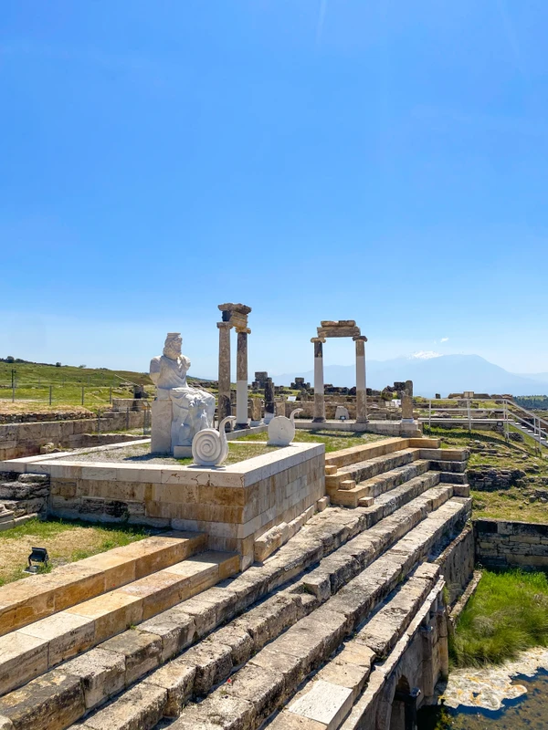 К травертинам Памуккале и озеру Салда — из Антальи – групповая экскурсия