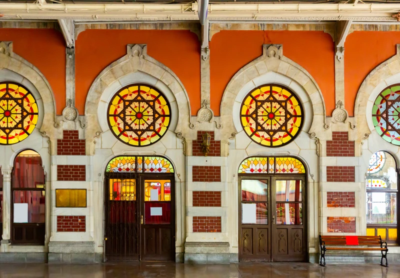 Прогулка с аудиогидом по кварталу Сиркеджи – индивидуальная экскурсия