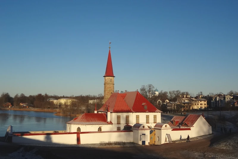 Все парки и замки Гатчины за один день – индивидуальная экскурсия
