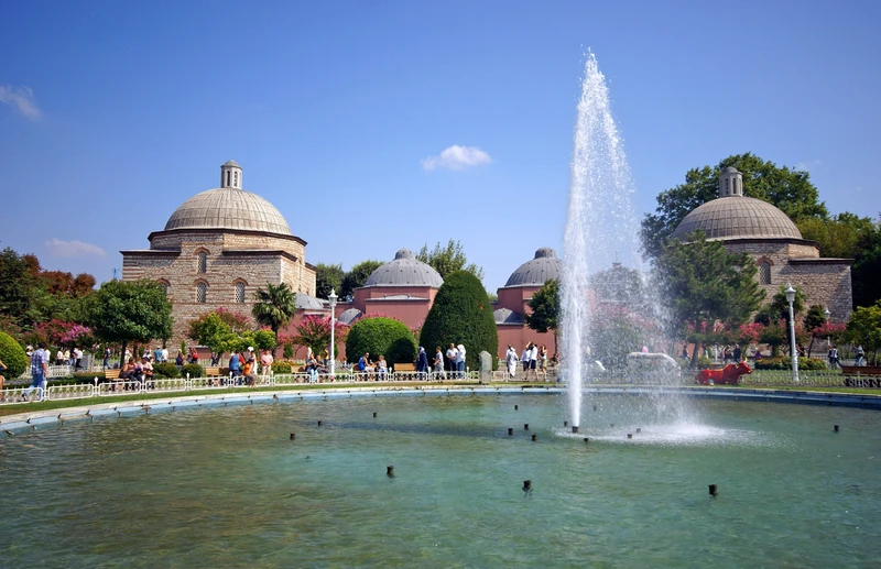 Мобильный квест в Стамбуле «Кто украл кольцо Хюррем?» – индивидуальная экскурсия