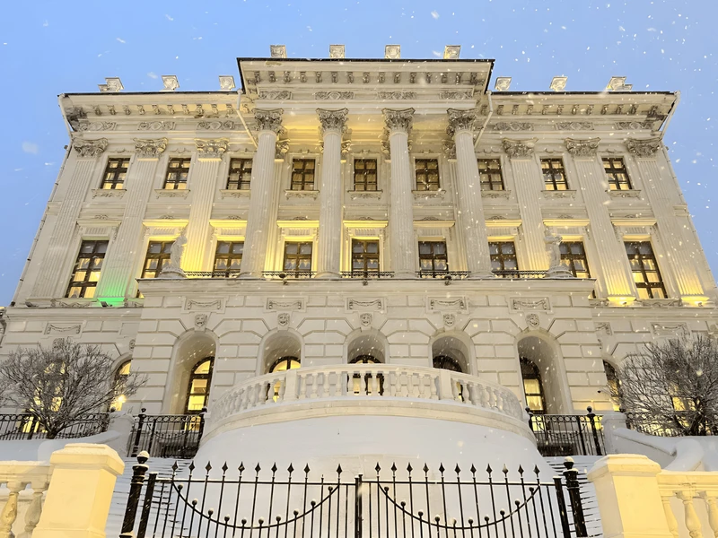 Пешком вокруг Дома Пашкова: летопись Ваганьковского холма – групповая экскурсия