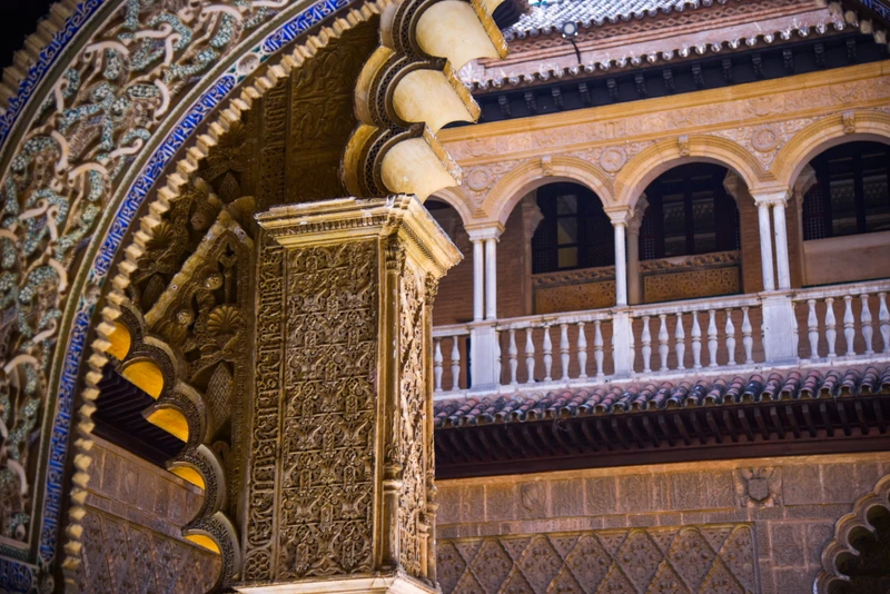 Севильский Алькасар: королевские дворцы, легенды и сады – индивидуальная экскурсия