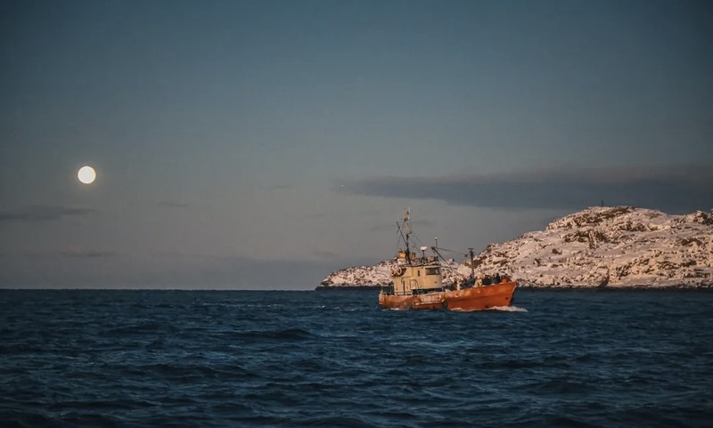 Океан впечатлений на Кольском: выход в море и снегоходы, Хибины и Териберка (мини-группа) – авторский тур